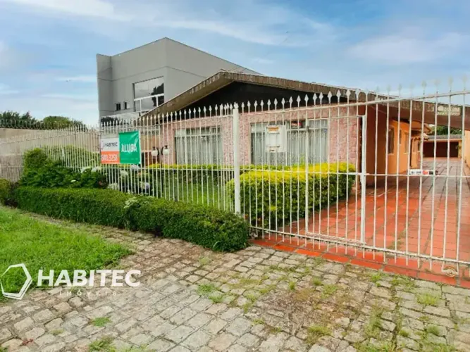 Casa comercial 4 quartos com suíte e 5 vagas no Hauer, Curitiba