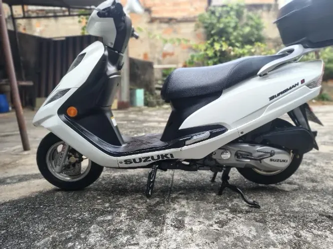 Suzuki Burgman 2012