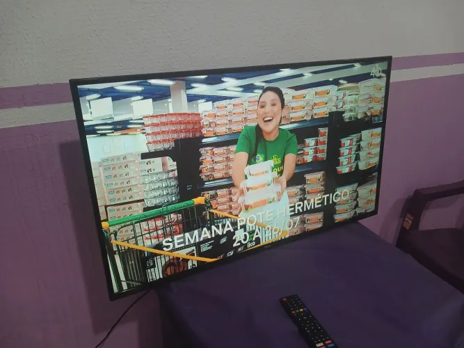Tv smart 43 polegadas philco ótimo estado tudo ok