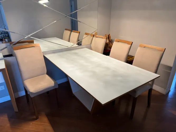 Mesa de Jantar 6 cadeiras + aparador