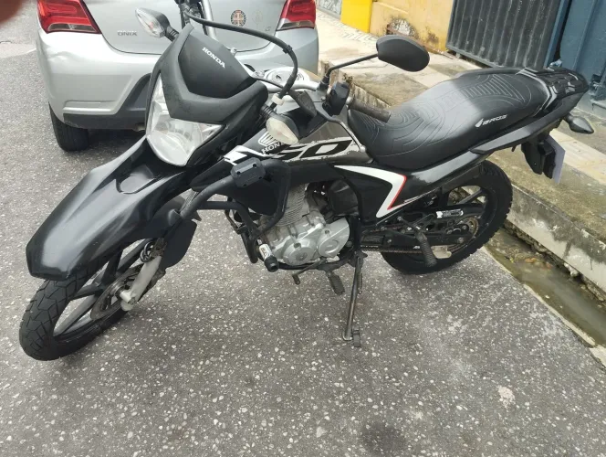 ? VENDO MOTO - OPORTUNIDADE! ?