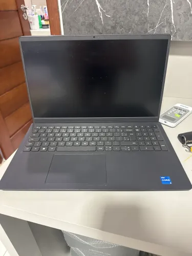 Notebook Dell inspiron 15 3520 - i5