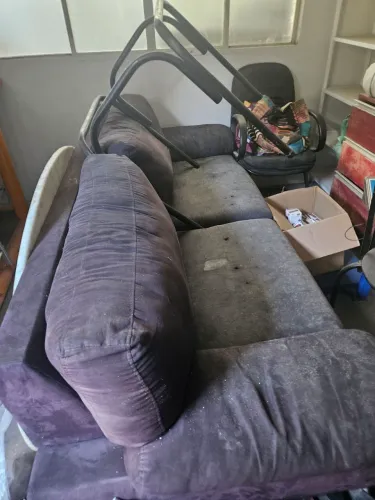 Sofá 3 lugares usado