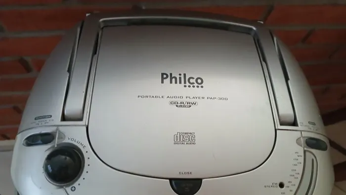 Rádio cd, toca fitas Philco antigo