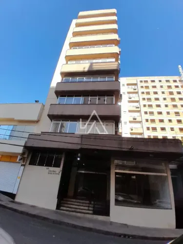 SALA COMERCIAL AEREA DE FRENTE COM BOX DE GARAGEM