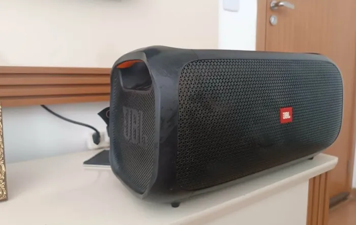 JBL PartyBox On-The-Go