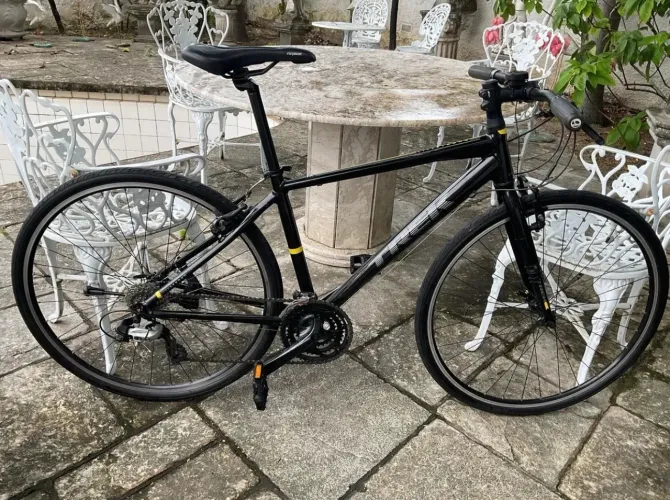 TREK URBANA LIVE STRONG