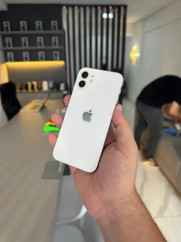 IPHONE 12 64 GIGAS COR BRANCO