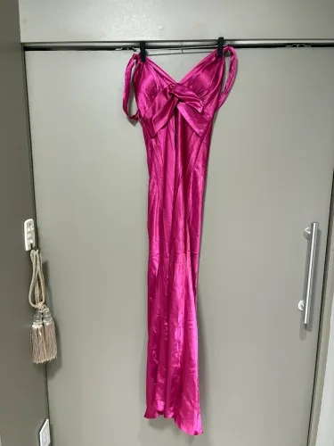 Vestido longo rosa de festa