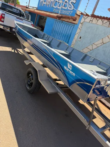 Canoa marreco de Goiás 5 Metros nova com plataforma