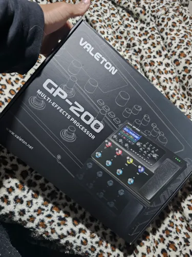 Pedaleira Valeton GP200