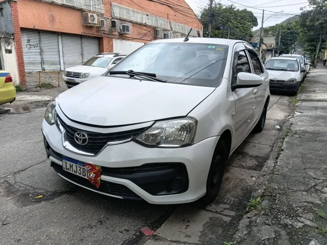 Toyota Etios X Sedan 1.5 Flex 16V 4P Mec. 2017