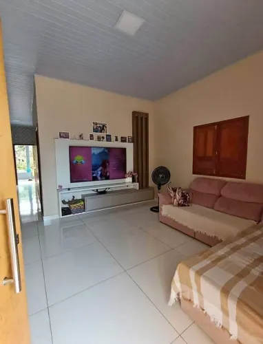 Vende-se casa no Terra firme kf