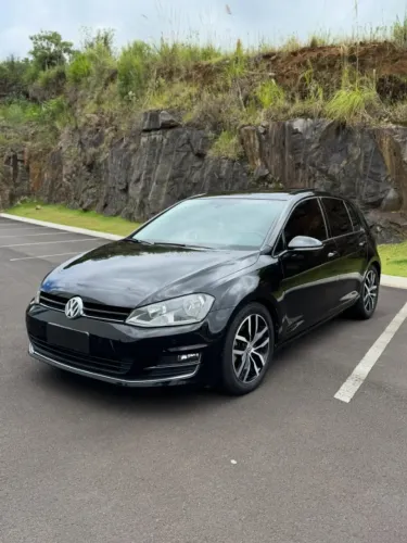 Volkswagen Golf Highline 1.4 TSI 140cv Aut. 2015