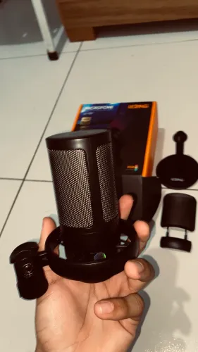 Microfone Gamer Lelong LE-937 - RGB NOVO