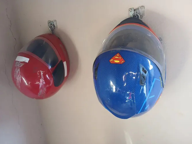 2 Capacetes tamanho 56 2019