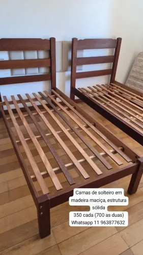 Cama de Solteiro em Madeira Maciça