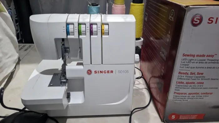Máquina singer ultralok