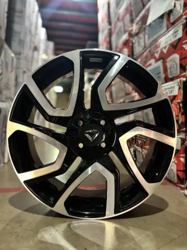 Rodas Discovery aro 17 4x100 (Novas) + 195/40R17 Forceland (Semi-novos) - R$ 4.690,00