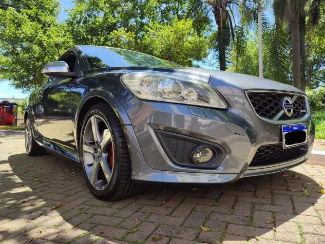 Volvo C30 T-5 R-design 2.5 230cv Aut. 2011