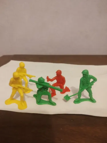 Brinquedo Antigo Soldadinhos Gulliver