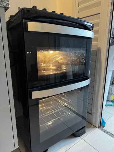 Fogão Electrolux dois fornos
