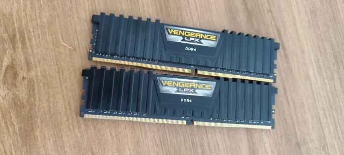 Memória 8gb ddr4 Corsair