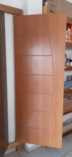 Portas frizada