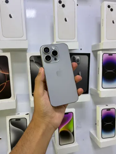 IPHONE 15 PRO 256 GB TAMPA NOVA 