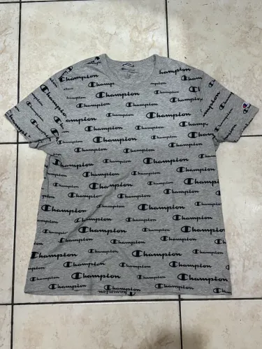 Camiseta Champion C Life Script Aop Tee (Tamanho GG)