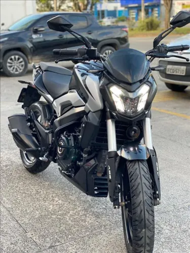 BAJAJ DOMINAR 250