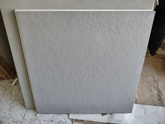 Porcelanato mínimun grafite externo 80x80 Eliane