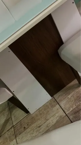 Mesa laca com 6 cadeiras