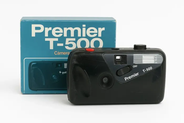 Câmera fotográfica 35mm com flash eletrônico embutido 