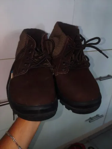 Bota para trabalho e frio