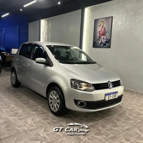 Volkswagen Fox 1.0 MI Total Flex 8V 5P 2014