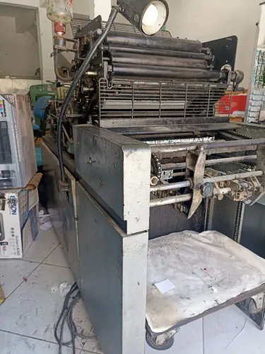 2 Offset, gravadora de chapa, gráfica