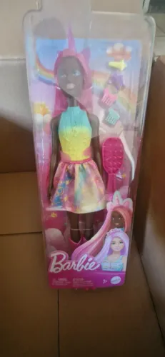 Boneca Barbie Unicornio Negra
