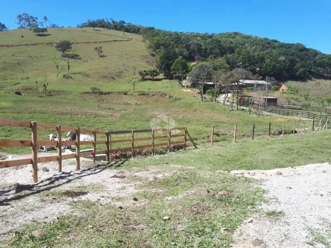 Terreno no bairro Três Riachos, em Biguaçu- SC