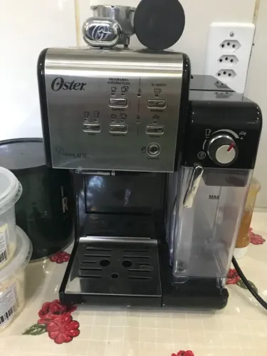 Cafeteira Oster PrimaLatte