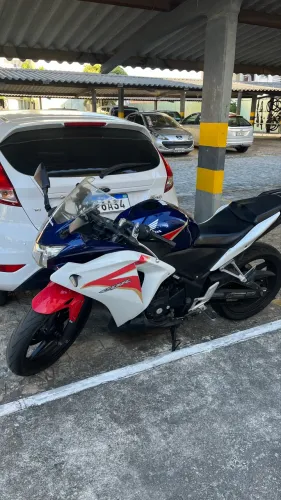Vendo Cbr 250r 2012