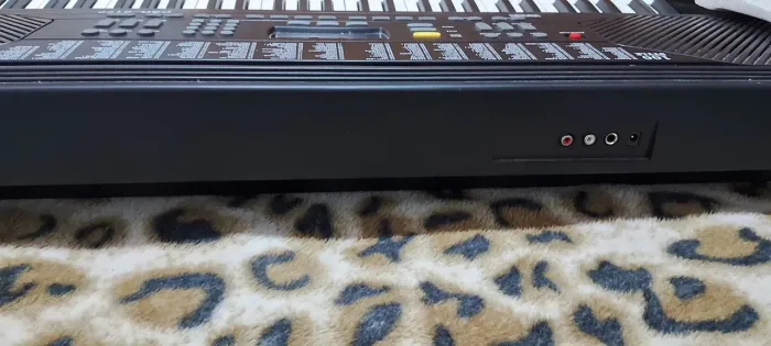 Teclado musical  CSR