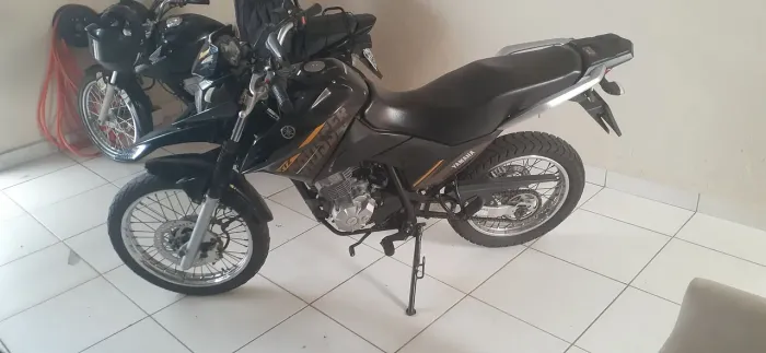 Vendo crosser 2020 muito bem cuidada aceito moto menor 