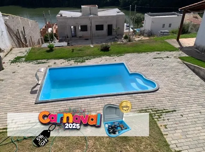 CA- Piscina de Fibra 4,80 M completa com Casa de Maquinas !