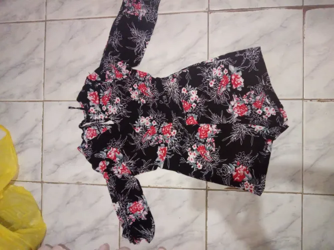 Macacão Floral manga longa