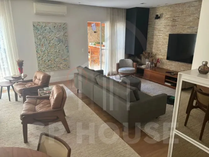 Casa em condomínio fechado para venda, Campo Belo, 4 suítes, 5 vagas, 224m²