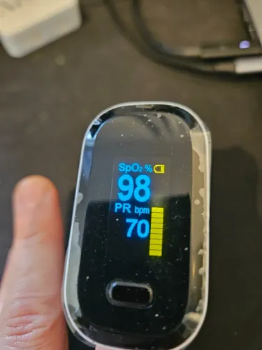 Oximetro Digital Medidor de Pulso Yonker