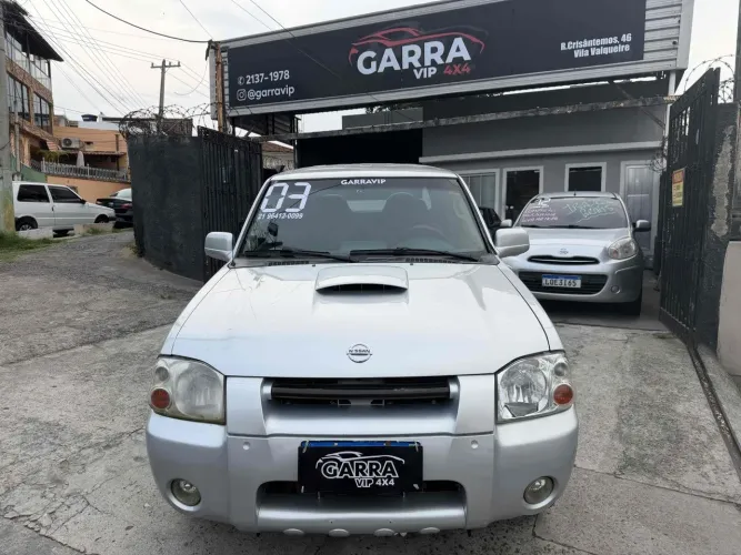 Nissan Frontier SE Serrana CD 4X4 2.8 TB Dies 2003