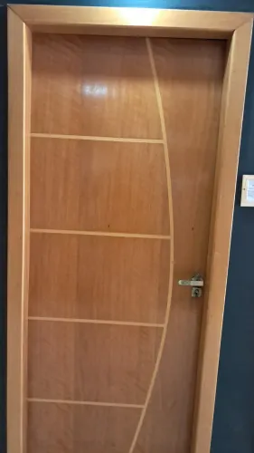 Portas frisada parcelo até 10X no cartão sem juros 