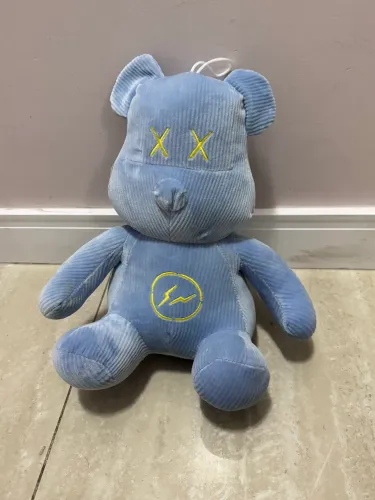 Pelúcia Urso Azul de veludo
